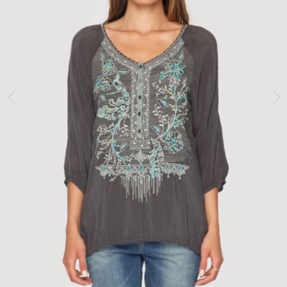 Johnny Was Embroidered Boho Tunic Top Blue Gray Flowy Blouse XS - Picture 3 of 11